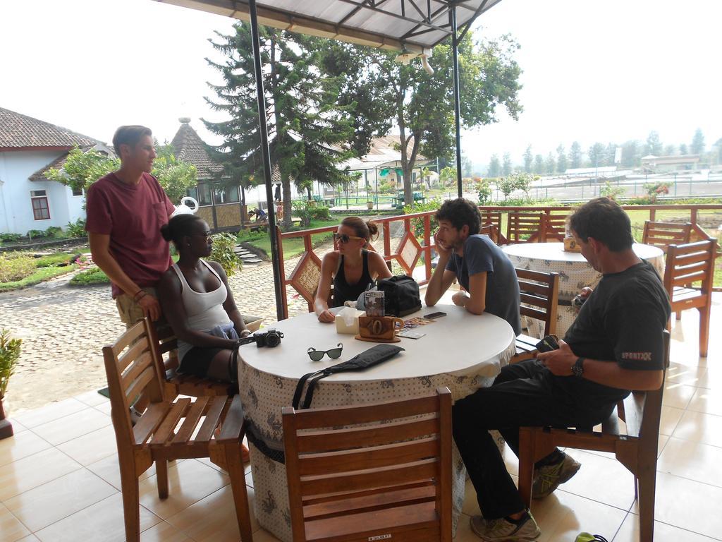 Ijen Bondowoso Home Stay מראה חיצוני תמונה