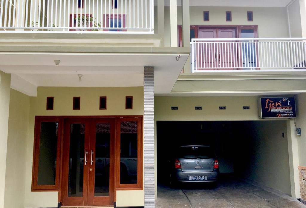 Ijen Bondowoso Home Stay מראה חיצוני תמונה