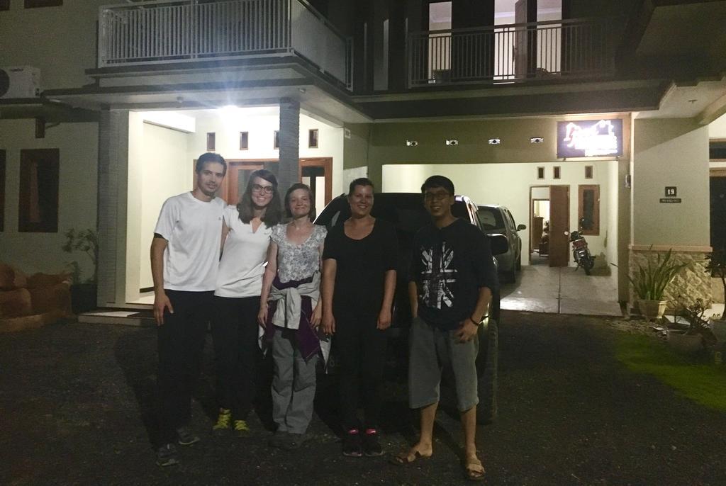 Ijen Bondowoso Home Stay מראה חיצוני תמונה