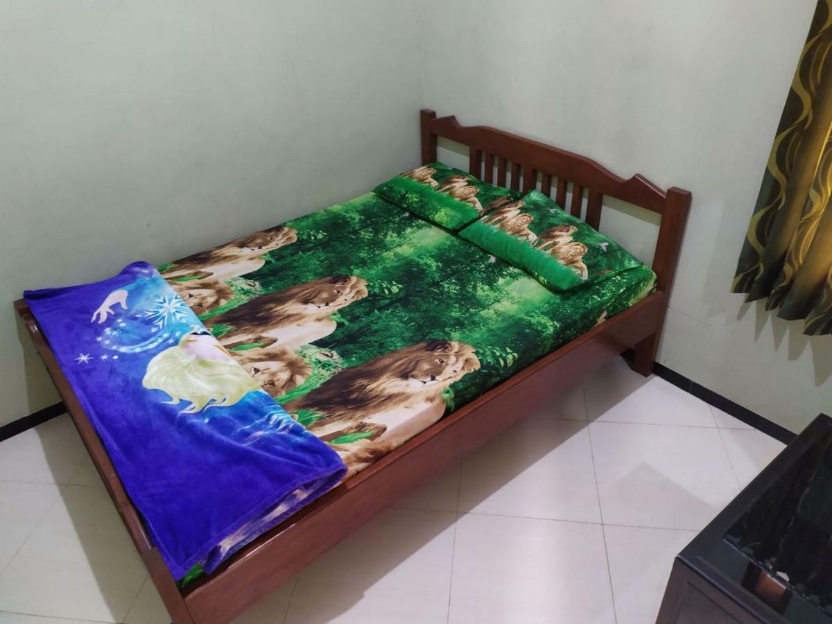 Ijen Bondowoso Home Stay מראה חיצוני תמונה